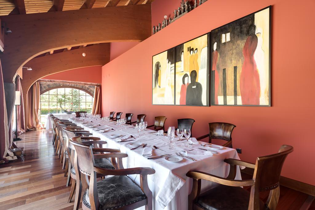 Barceló Monasterio de Boltaña Hotel Kültér fotó The restaurant